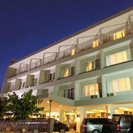 Hotel Pangeran City Padang  Exterior foto