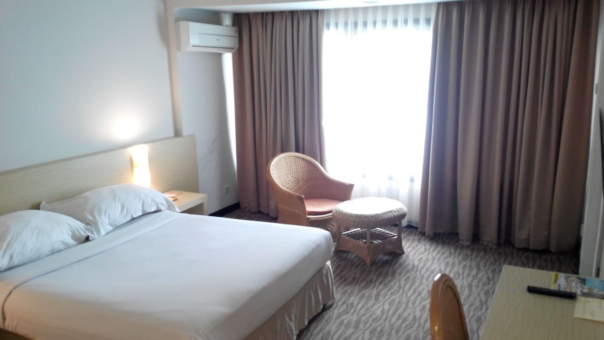 Hotel Pangeran City Padang  Exterior foto