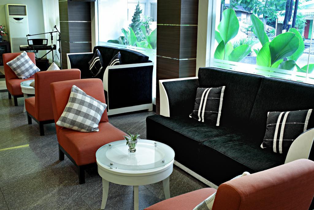 Hotel Pangeran City Padang  Exterior foto